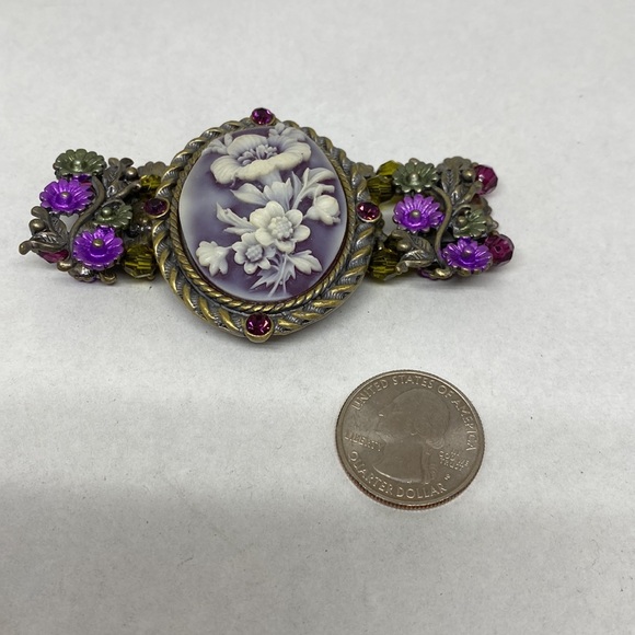 Beautiful Victorian revival stretch bracelet with floral motif - Picture 9 of 10